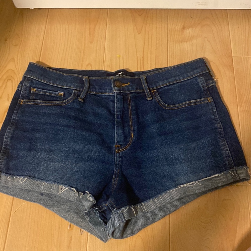 Hollister jean shorts